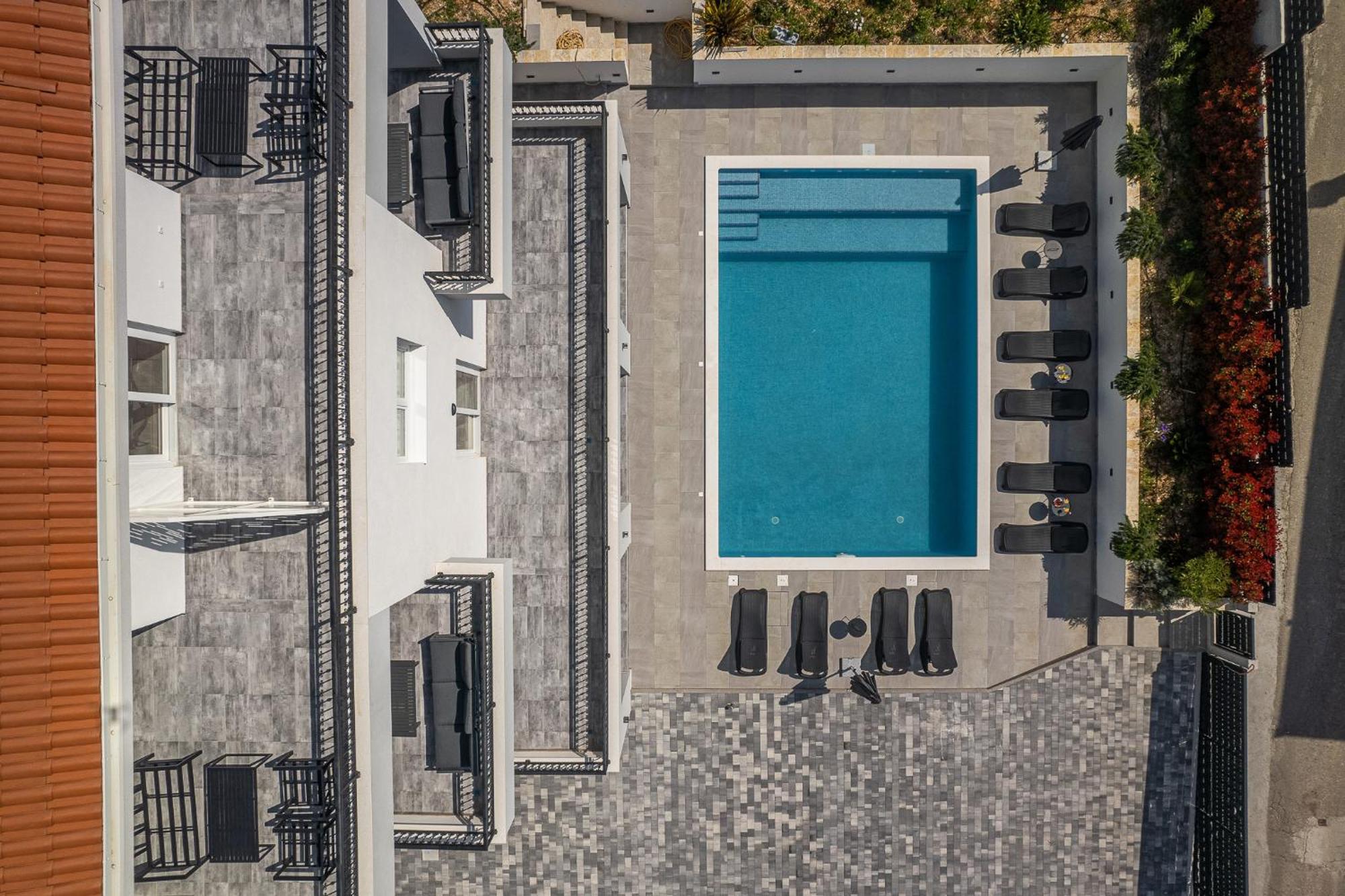 Villa Barbara & Zoran With Free Parking And Heated Swimming Pool Сегет Враница Екстериор снимка