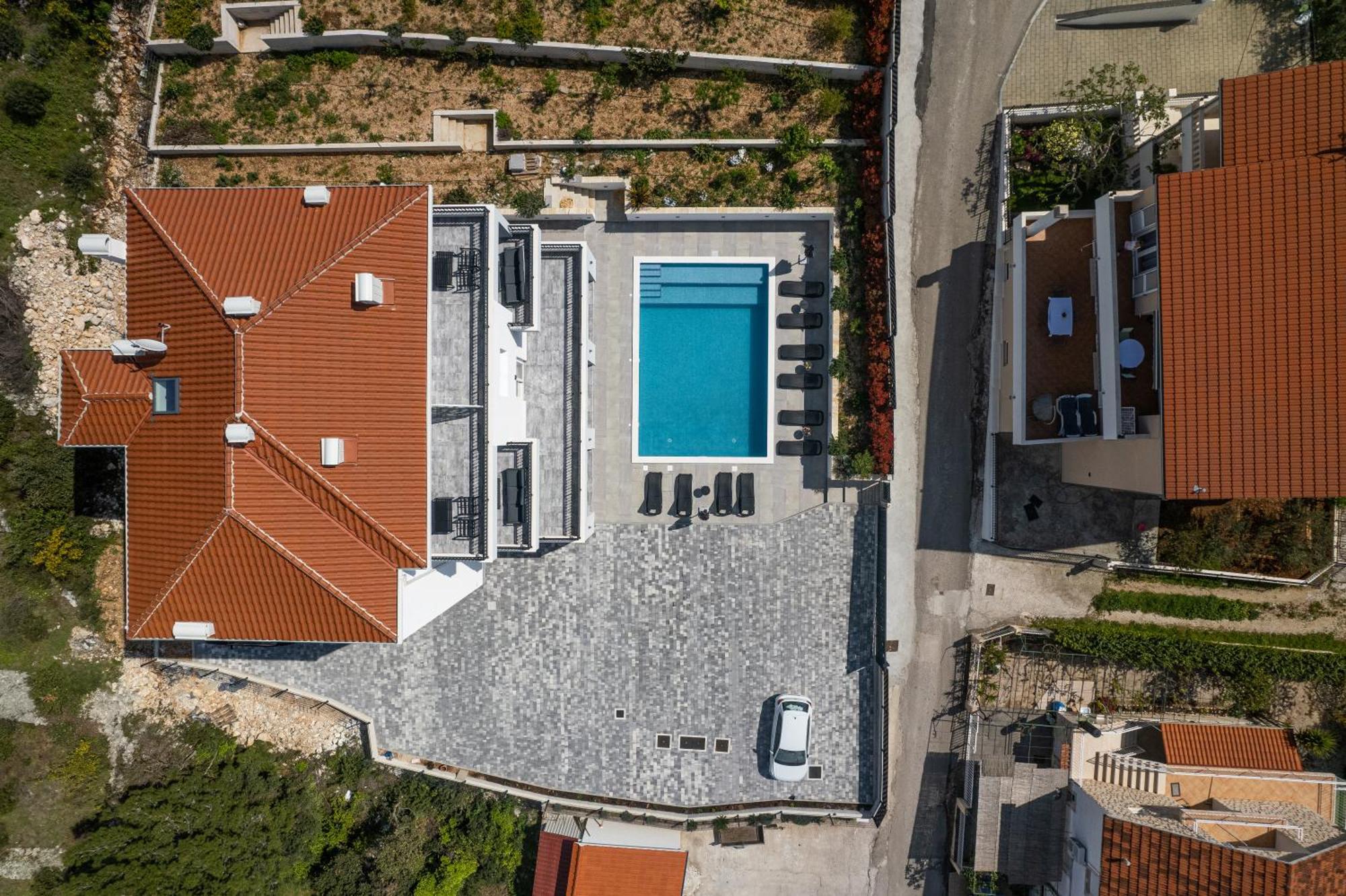 Villa Barbara & Zoran With Free Parking And Heated Swimming Pool Сегет Враница Екстериор снимка