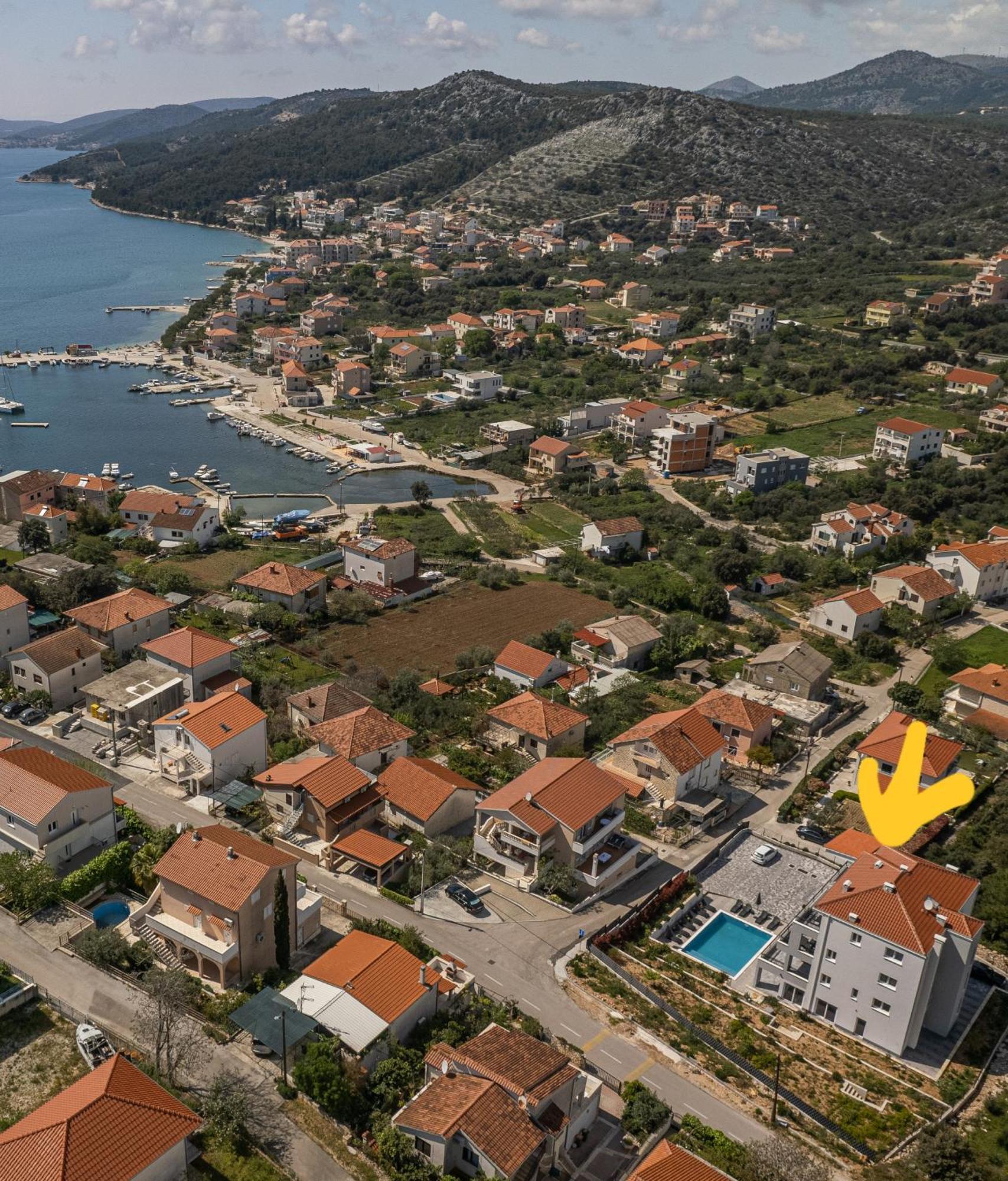 Villa Barbara & Zoran With Free Parking And Heated Swimming Pool Сегет Враница Екстериор снимка